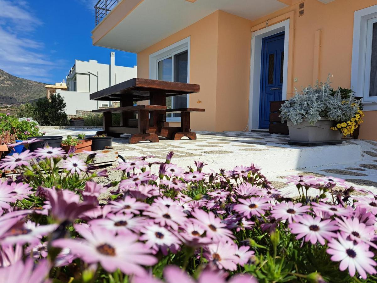 Villa Almyra Seaside à Perdika  Extérieur photo