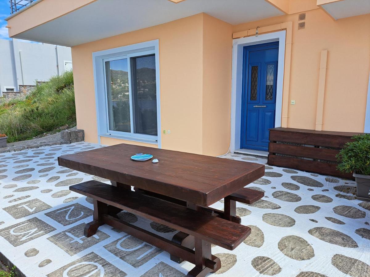 Villa Almyra Seaside à Perdika  Extérieur photo