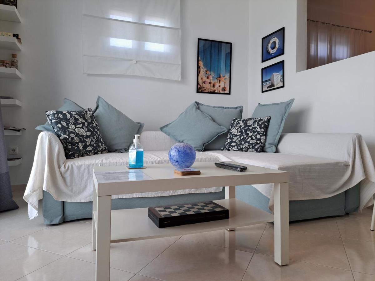 Villa Almyra Seaside à Perdika  Extérieur photo